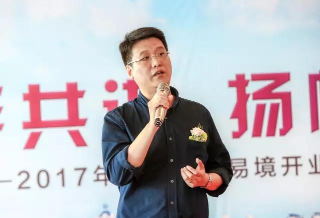 豪门国际集团副总建筑师兼青岛豪门国际易境总建筑师吴欣